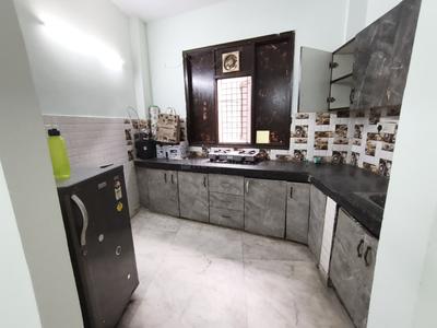 Kitchen Image of 1350 Sq.ft 3 BHK Builder Floor for rent in Mansarover Garden New Delhi for Rs. 40000