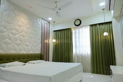 Bedroom Image of 3250 Sq.ft 4 BHK Apartment / Flat for rent in Swagat Agacia, Sargasan Gandhinagar for Rs. 65000