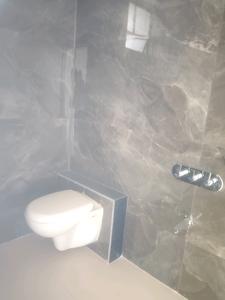 Common Bathroom One Image of 1683 Sq.ft 3 BHK Apartment / Flat for sale in Gota Ahmedabad for Rs. 9000000