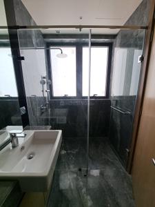 Bathroom Image of 1750 Sq.ft 3 BHK Apartment / Flat for sale in Bandra East Mumbai for Rs. 106000000