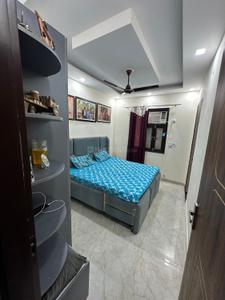 Bedroom Image of 1076 Sq.ft 4 BHK Apartment / Flat for sale in Mukundpur New Delhi for Rs. 5500000