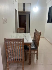 Hall Image of 1100 Sq.ft 2 BHK Apartment / Flat for rent in Chanakyapuri Ahmedabad for Rs. 29000