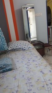 Bedroom Image of 1300 Sq.ft 3 BHK Apartment / Flat for rent in Chinar Park Kolkata for Rs. 32000