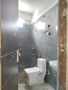 Common Bathroom Image of 1200 Sq.ft 3 BHK Apartment / Flat for sale in Titania Residency , Phi IV Greater Noida for Rs. 7145100