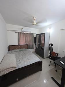Bedroom Image of 600 Sq.ft 1 BHK Apartment / Flat for rent in Naiknavare Sunshine Court, Kalyani Nagar Pune for Rs. 40000