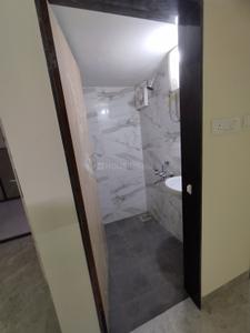 Bathroom Image of 500 Sq.ft 1 BHK Apartment / Flat for rent in Thane West Thane for Rs. 20000