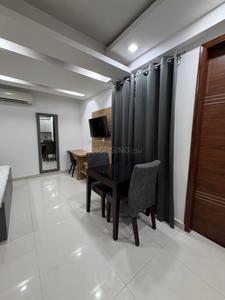 1 RK Independent Builder Floor