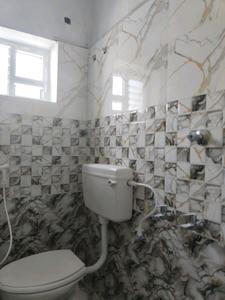 Common Bathroom Image of 860 Sq.ft 2 BHK Villa for sale in Madhavaram Chennai for Rs. 4700005