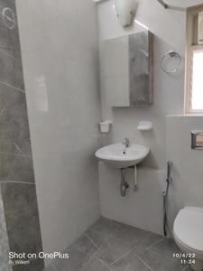 Bathroom Image of 900 Sq.ft 2 BHK Apartment / Flat for rent in Indis VB City, Bolarum Secunderabad for Rs. 22000