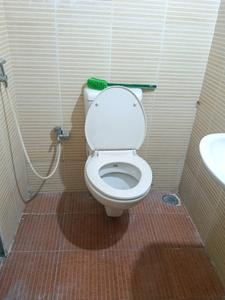 Common Bathroom Image of 650 Sq.ft 2 BHK Apartment / Flat for rent in Raunak Residency, Thane West Thane for Rs. 33000