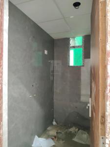 Common Bathroom Image of 1060 Sq.ft 2 BHK Apartment / Flat for sale in Vyam Metro Apartments, Noida Extension Greater Noida for Rs. 4998000