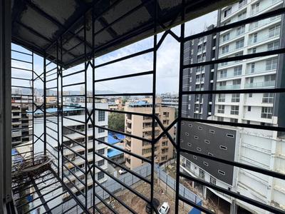 Balcony Image of 1700 Sq.ft 3 BHK Apartment / Flat for sale in Thane West Thane for Rs. 10000000
