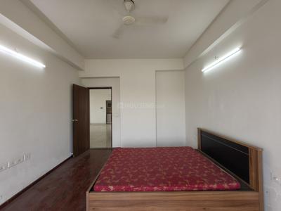 Bedroom Image of 2510 Sq.ft 3.5 BHK Apartment / Flat for rent in Adani Water Lily, Shantigram Ahmedabad for Rs. 60000