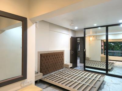 Bedroom Image of 1850 Sq.ft 3 BHK Apartment / Flat for rent in Bandra West Mumbai for Rs. 369000