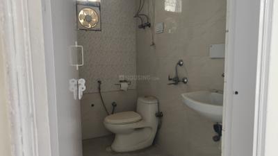 Image of 2000 Sq.ft 3 BHK Apartment / Flat for sale in Prodhyogiki Apartments, Sector 3 Dwarka, New Delhi for Rs. 27500000