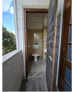 Bathroom Image of 1125 Sq.ft 3 BHK Independent House for rent in Vikaspuri New Delhi for Rs. 33000