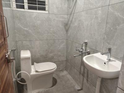 Bathroom Image of 550 Sq.ft 1 BHK Builder Floor for rent in Mangammanapalya Bengaluru for Rs. 22000