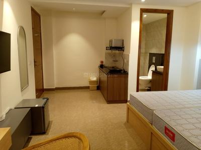 Bedroom Image of 610 Sq.ft 1 RK Studio for rent in South City Floors 1, Sector 41 Gurgaon for Rs. 42000