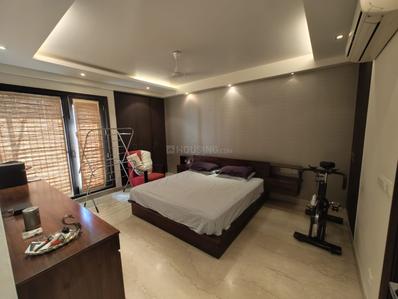 Bedroom Image of 2400 Sq.ft 3 BHK Builder Floor for sale in Hauz Khas New Delhi for Rs. 57000000