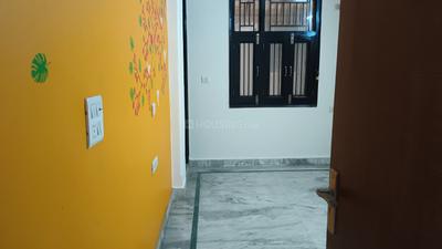 Bedroom Image of 900 Sq.ft 2 BHK Builder Floor for rent in Sector 16 Rohini New Delhi for Rs. 22000