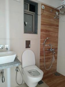 Common Bathroom Image of 730 Sq.ft 2 BHK Apartment / Flat for rent in Avant Heritage III, Jogeshwari East Mumbai for Rs. 55000