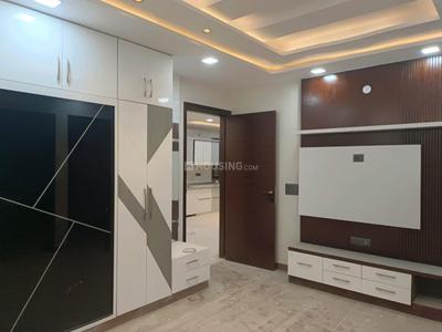Bedroom Image of 1200 Sq.ft 3 BHK Builder Floor for sale in Pitampura New Delhi for Rs. 12000000