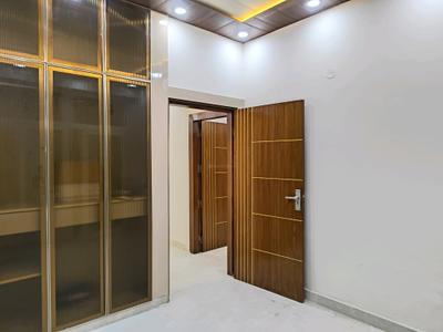 Bedroom Image of 1300 Sq.ft 3 BHK Builder Floor for sale in Indirapuram Ghaziabad for Rs. 8000000