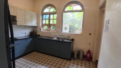 Kitchen Image of 2700 Sq.ft 3 BHK Villa for rent in Siolim Goa for Rs. 325000