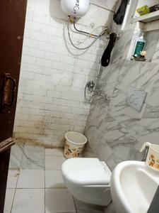 Bathroom Image of 650 Sq.ft 3 BHK Apartment / Flat for rent in MDC Sector 4 Panchkula for Rs. 32000