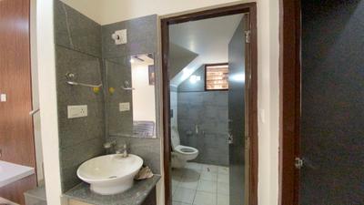 Image of 1900 Sq.ft 4 BHK Villa for rent in Gotri, Vadodara for Rs. 28500