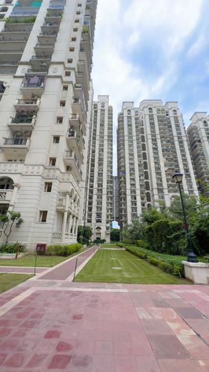 DLF Capital Greens Main Image 1