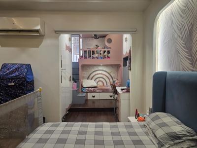 Bedroom Image of 2700 Sq.ft 4 BHK Builder Floor for sale in Greater Kailash New Delhi for Rs. 75000000