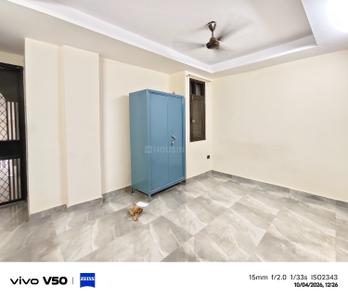 Bedroom Image of 600 Sq.ft 1 RK Apartment / Flat for sale in Saket New Delhi for Rs. 3150000