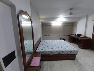 Bedroom Image of 3650 Sq.ft 4 BHK Apartment / Flat for rent in Bodakdev Ahmedabad for Rs. 100000