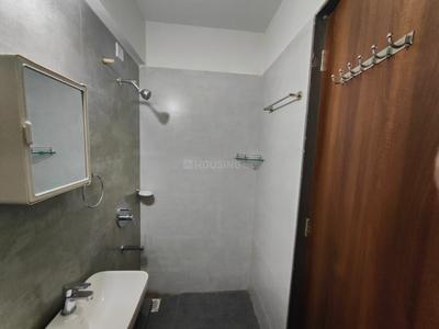 Bathroom Image of 650 Sq.ft 2 BHK Apartment / Flat for rent in Divine Palm Spring, Wakad Pune for Rs. 28000