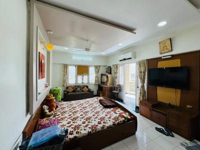 Bedroom Image of 1552 Sq.ft 3 BHK Apartment / Flat for sale in Agarwal Dhananjay Tower, Satellite Ahmedabad for Rs. 18000000