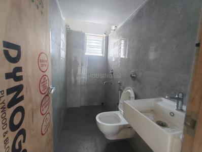 Bathroom Image of 1462 Sq.ft 3 BHK Apartment / Flat for sale in Bangur Avenue Kolkata for Rs. 10100000