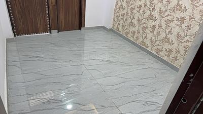 Bedroom Image of 1150 Sq.ft 3 BHK Apartment / Flat for sale in Govindpuram Ghaziabad for Rs. 4150000