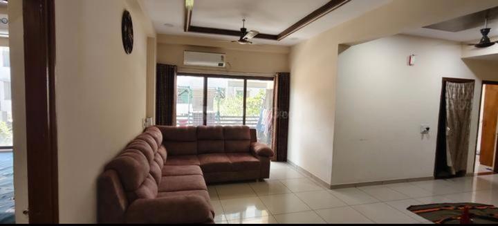 Square Inch Projects India Ltd Shreenath Classic Main Image 1