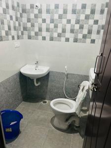 Bathroom Image of 1200 Sq.ft 2 BHK Independent House for rent in Mathikere Bengaluru for Rs. 35000