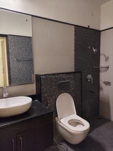 Bathroom Image of 2200 Sq.ft 3 BHK Apartment / Flat for rent in Jubilee Hills Hyderabad for Rs. 70000