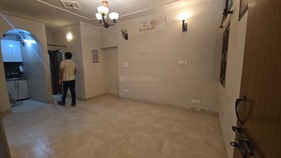 Living Room Image of 1000 Sq.ft 2 BHK Apartment / Flat for sale in Prateek Apartment, Paschim Vihar New Delhi for Rs. 14000000