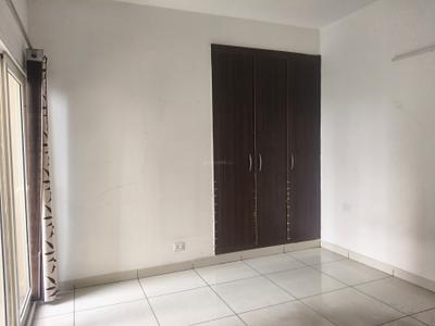 Bedroom Image of 854 Sq.ft 2 BHK Apartment / Flat for rent in Supertech The Romano, Sector 118 Noida for Rs. 23000