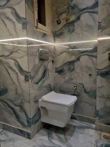 Common Bathroom Image of 650 Sq.ft 2 BHK Apartment / Flat for sale in Uttam Nagar New Delhi for Rs. 5200000