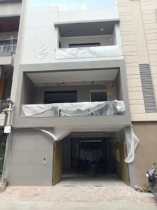 Image of 850 Sq.ft 4 BHK Independent House for sale in Jahangirabad, Surat for Rs. 15000000