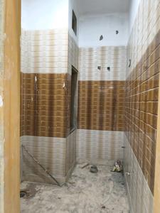 Common Bathroom Image of 900 Sq.ft 3 BHK Builder Floor for sale in DLF Ankur Vihar Ghaziabad for Rs. 3450498