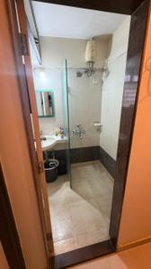 Bathroom Image of 851 Sq.ft 3 BHK Apartment / Flat for sale in Sahajanand Pramukh Heights, Andheri West Mumbai for Rs. 30000000