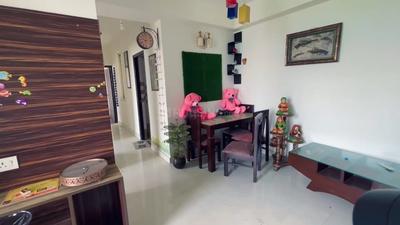 Hall Image of 1045 Sq.ft 2 BHK Apartment / Flat for sale in Royal Heritage, Sector 70 Faridabad for Rs. 5400000