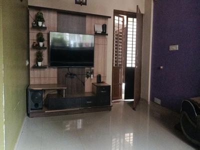Living Room Image of 2000 Sq.ft 3 BHK Apartment / Flat for rent in Ramdev Nagar Ahmedabad for Rs. 38000