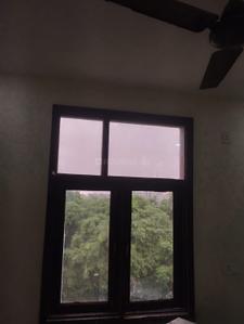 Bedroom Image of 900 Sq.ft 2 BHK Independent House for rent in Qutub Vihar New Delhi for Rs. 9000